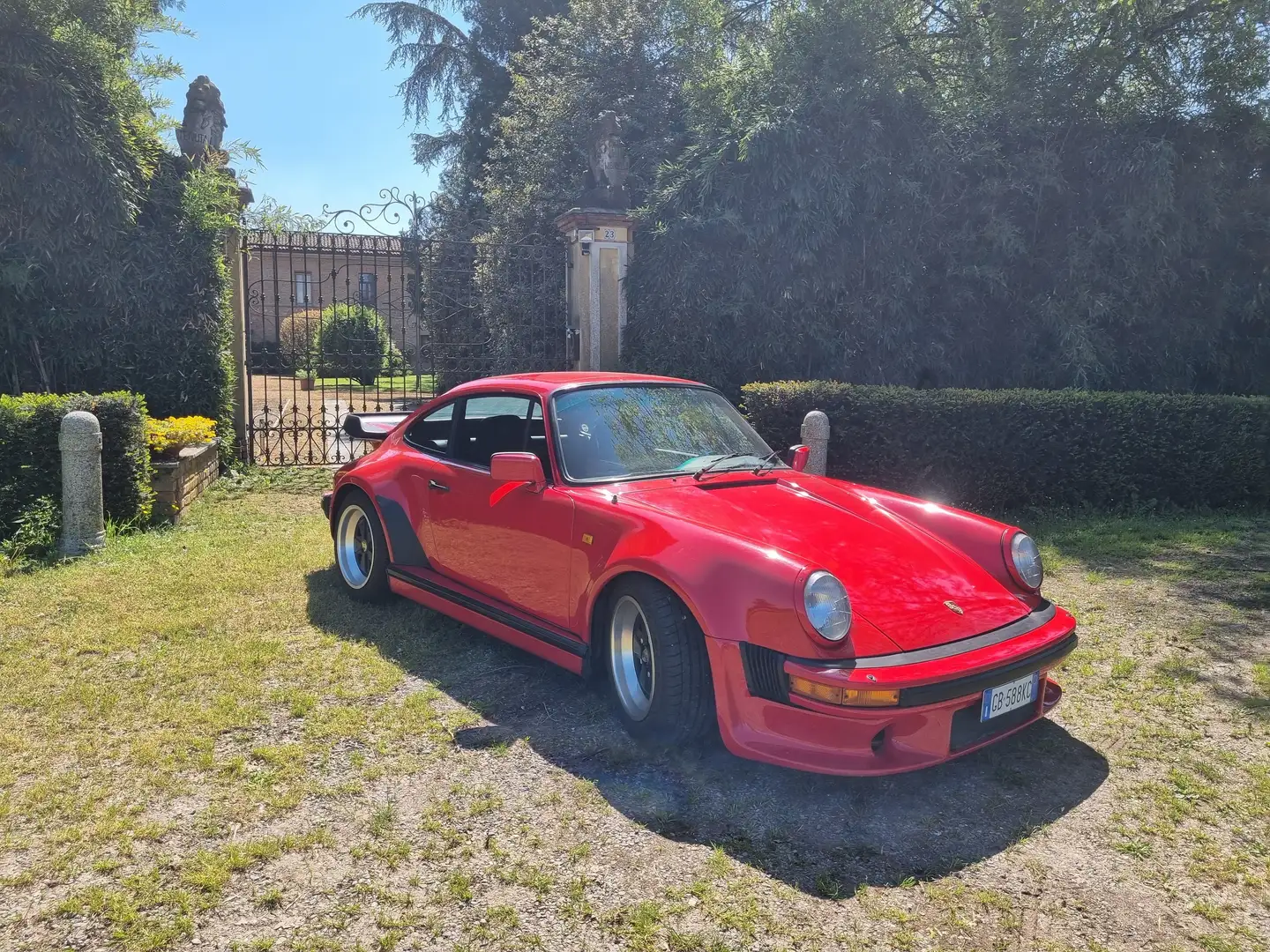 Porsche 911 930 turbo Rot - 1