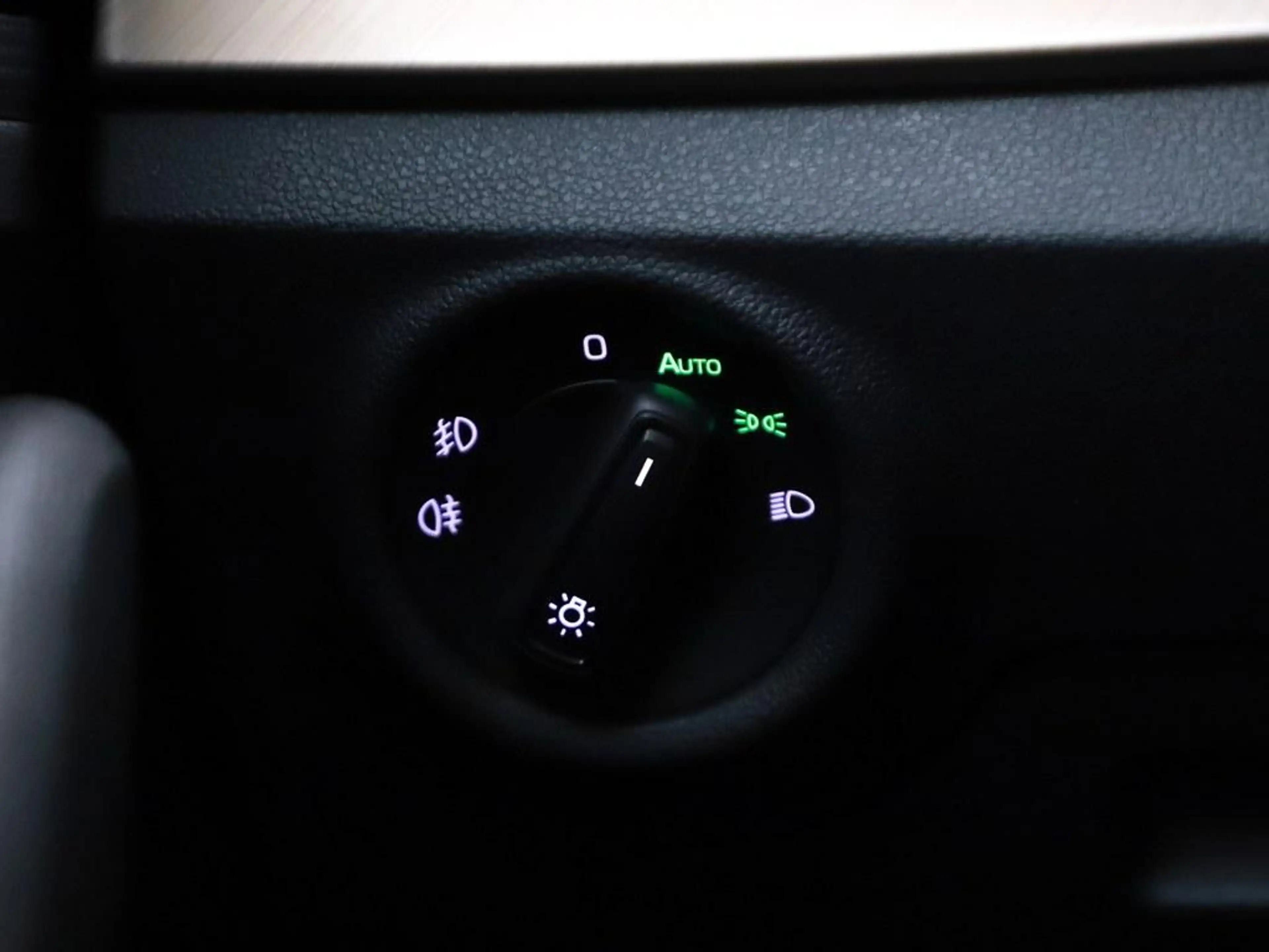 Skoda Kamiq 1.0 TSI Style Led.Matrix/VC/Ecc/Keyless/Nav — photo 12