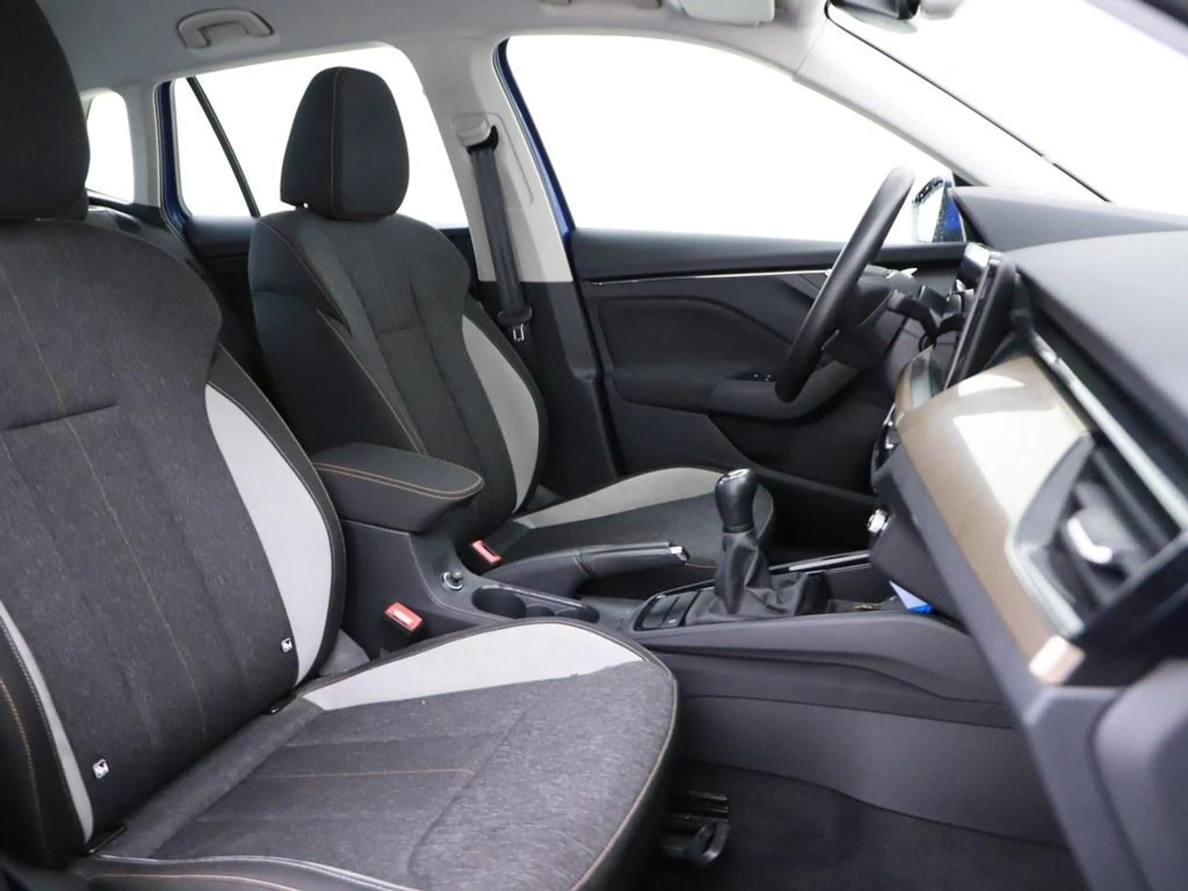Skoda Kamiq 1.0 TSI Style Led.Matrix/VC/Ecc/Keyless/Nav — photo 23