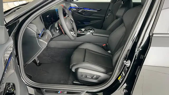 BMW M5 Ansicht 11