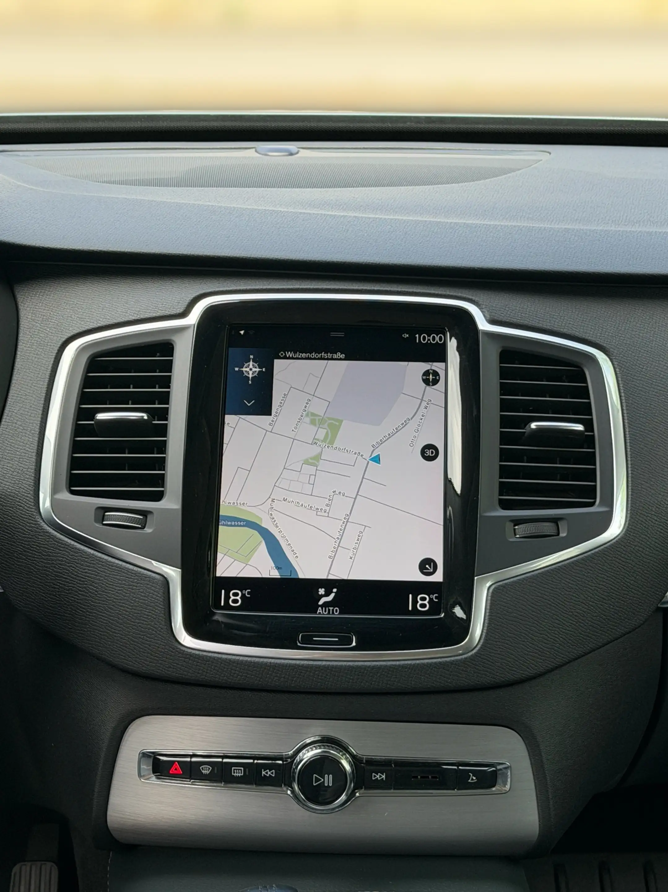 Volvo XC90 2.0 B5 Diesel Momentum AWD/7-Sitzer/Garantie — photo 14