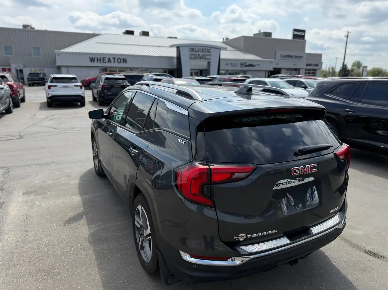 GMC Terrain photo GMC Terrain