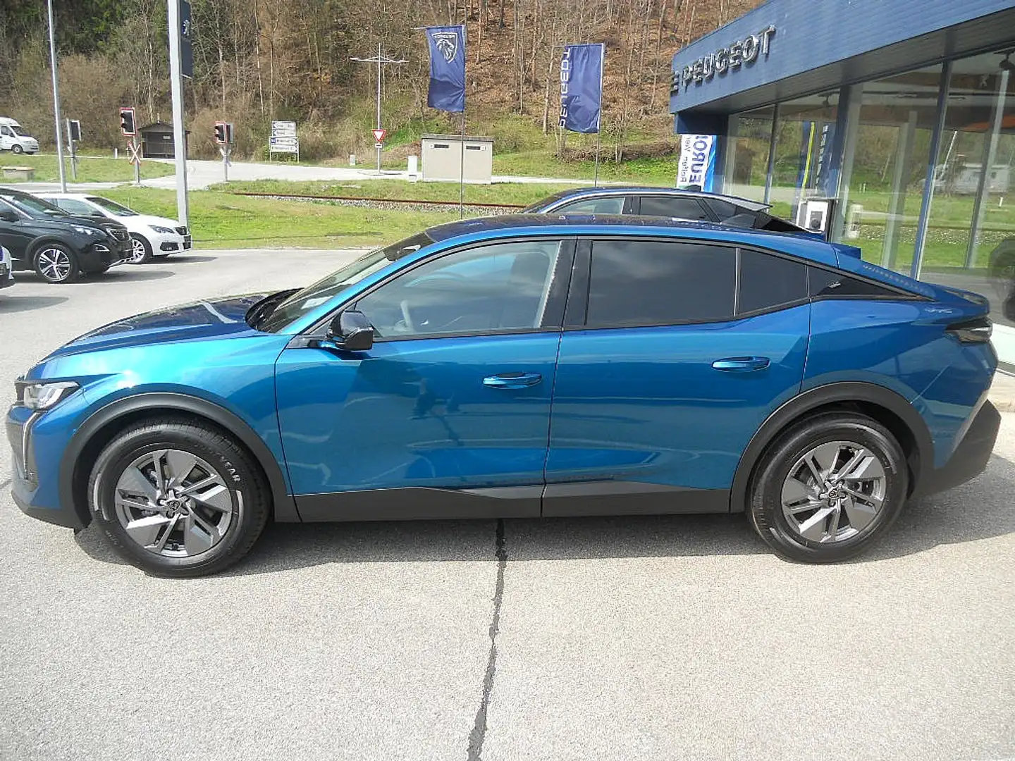 Peugeot 408 HEV 136 e-DCS6 Allure Azul - 2