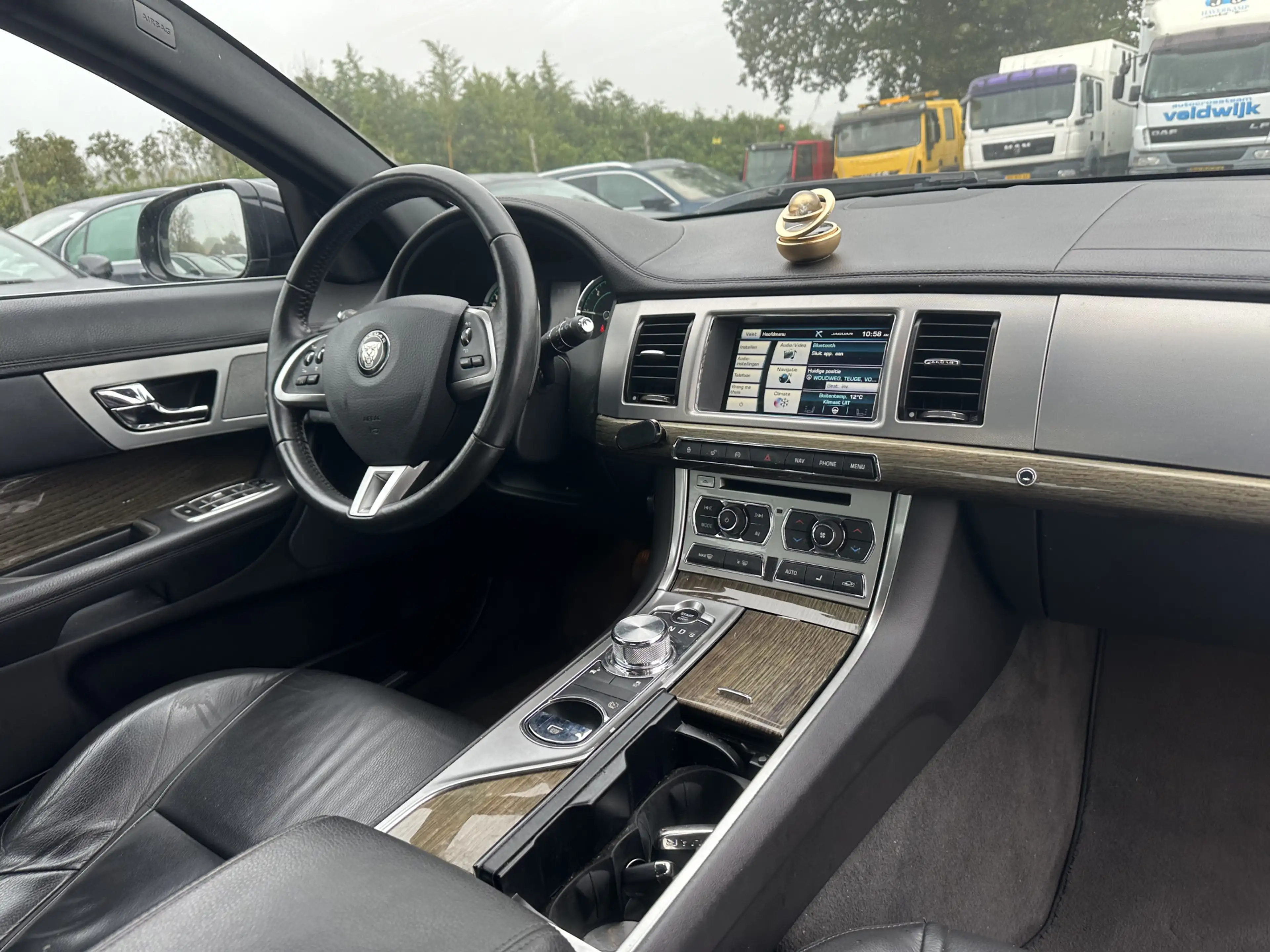 Jaguar XF 2.2D Aut. *LEATHER  | BI-XENON | NAVI-FULLMAP | CA — photo 7