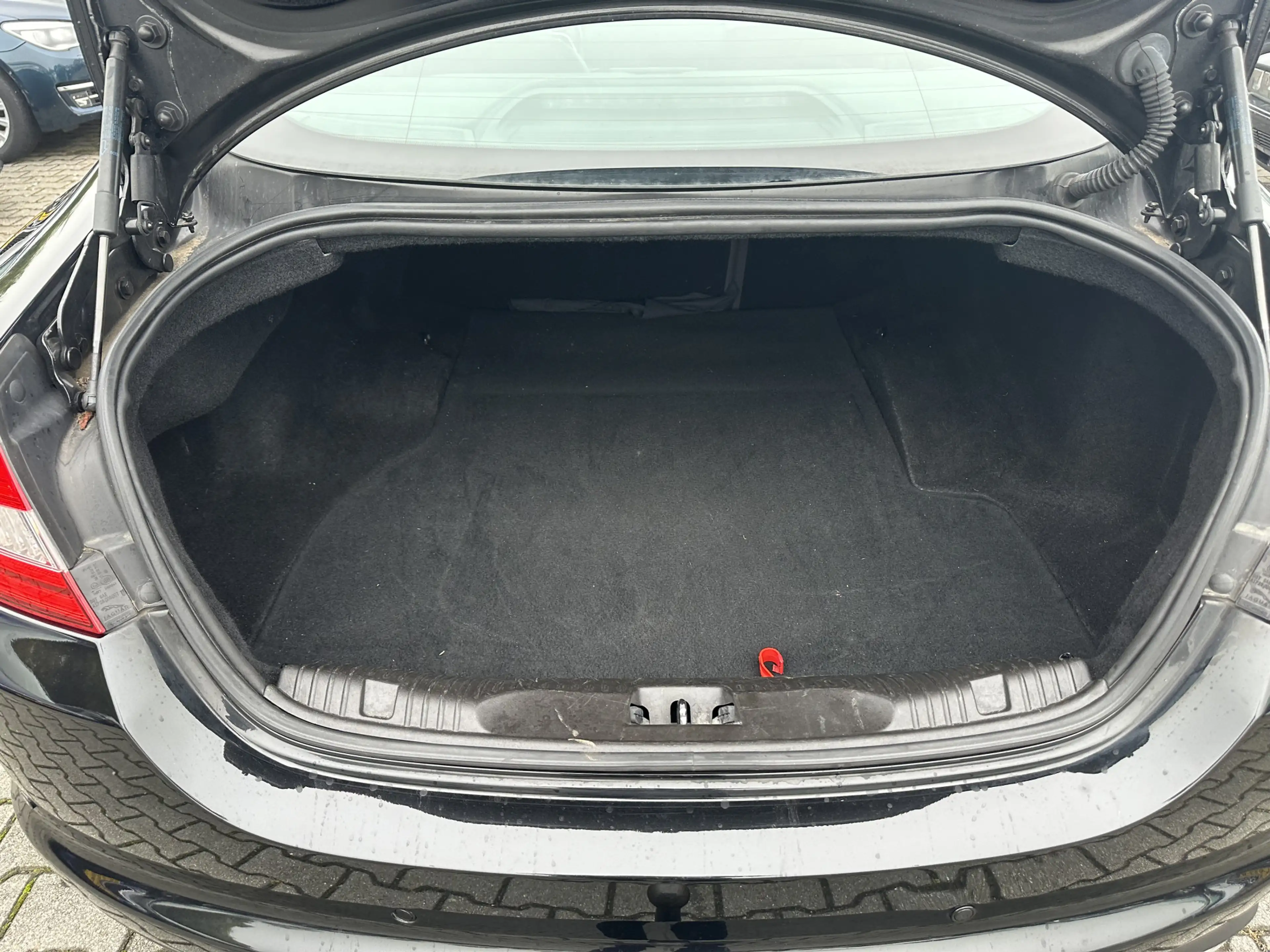 Jaguar XF 2.2D Aut. *LEATHER  | BI-XENON | NAVI-FULLMAP | CA — photo 9