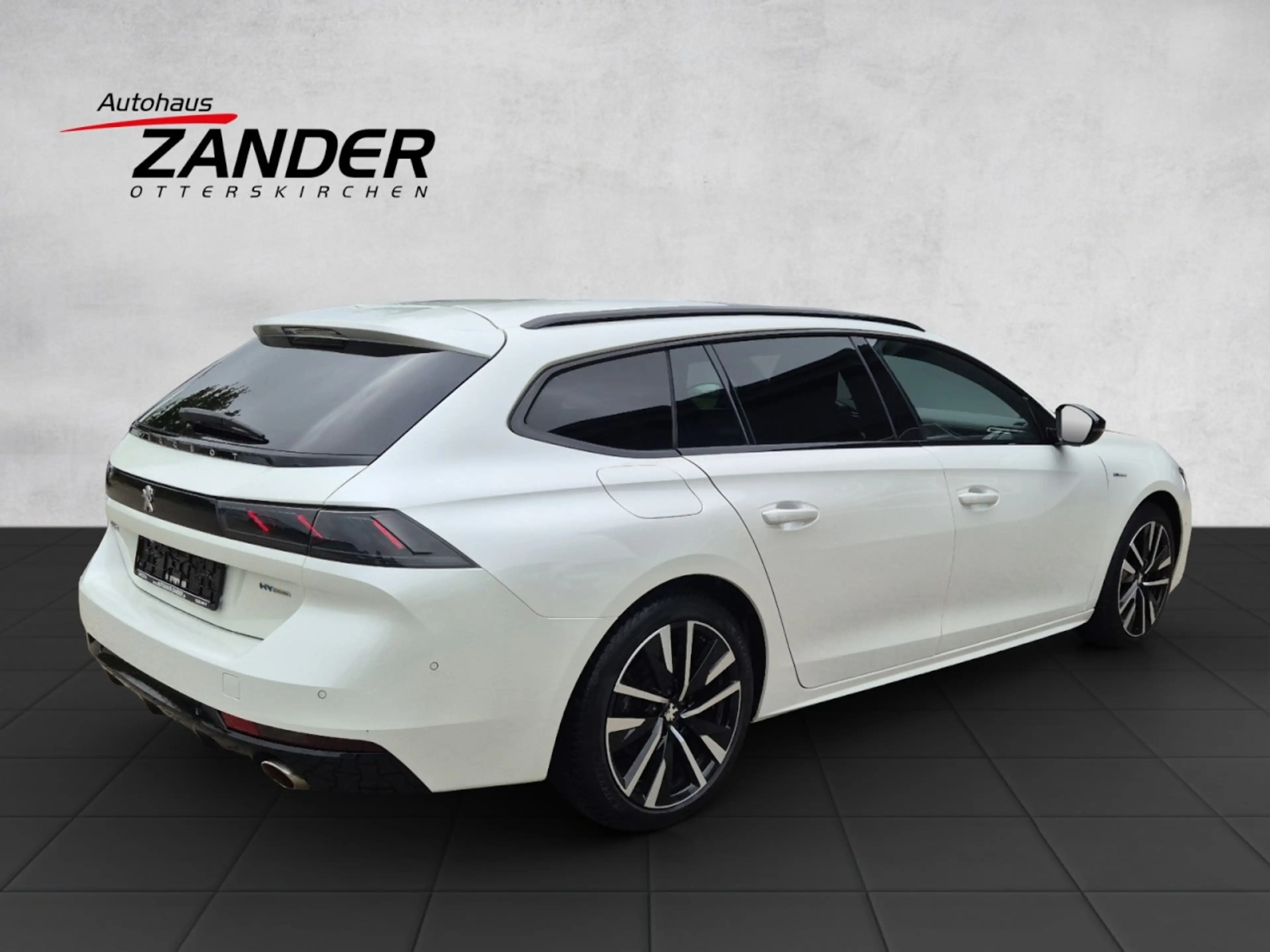 Peugeot 508 SW Hybrid 225 GT ACC Totwinkelassistent Navi — photo 6