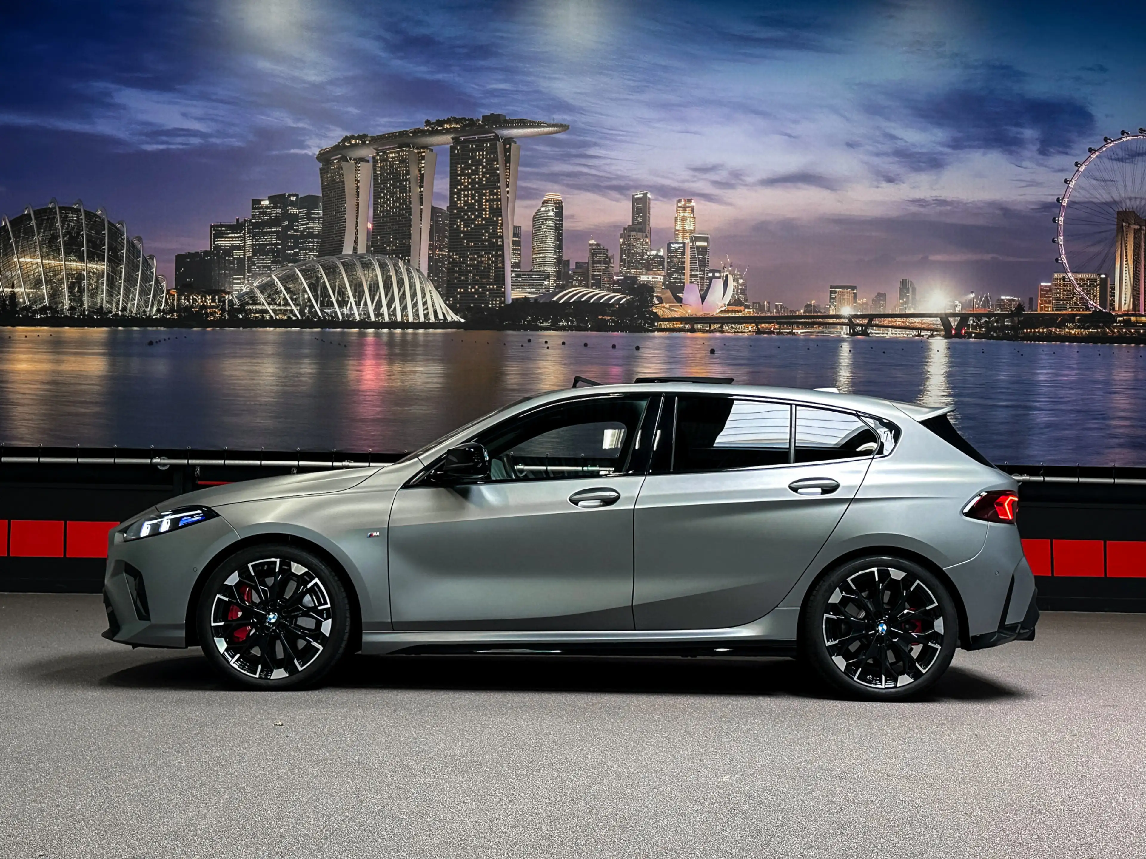 BMW 135 1-serie M135 xDrive Frozen|H/K|360|HUD|Panorama — photo 5