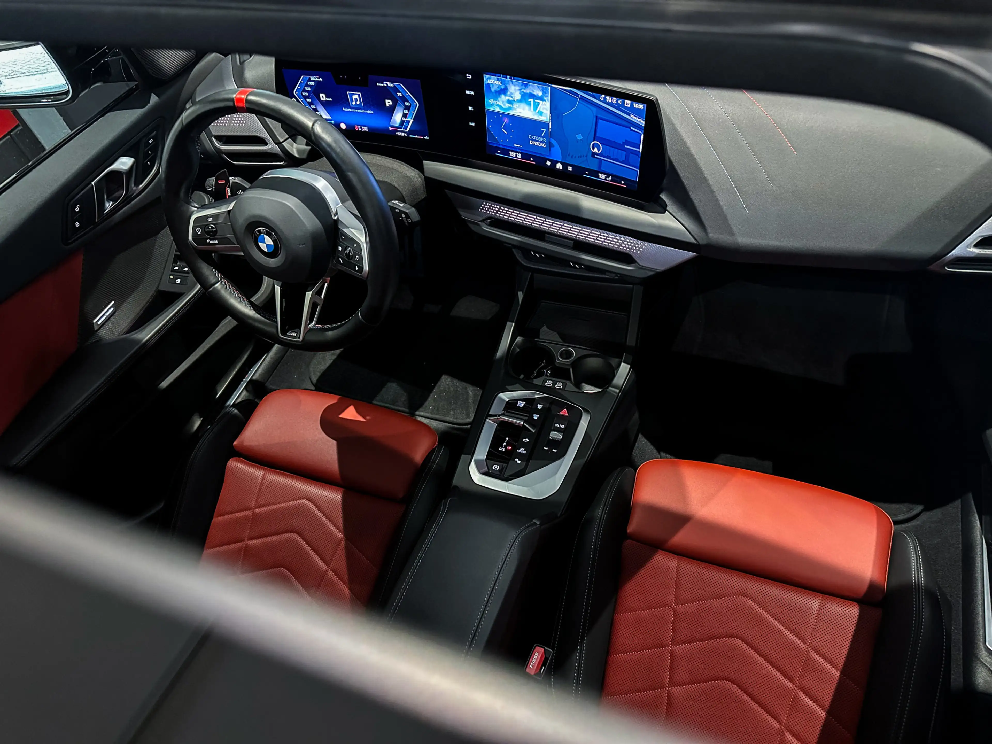 BMW 135 1-serie M135 xDrive Frozen|H/K|360|HUD|Panorama — photo 32