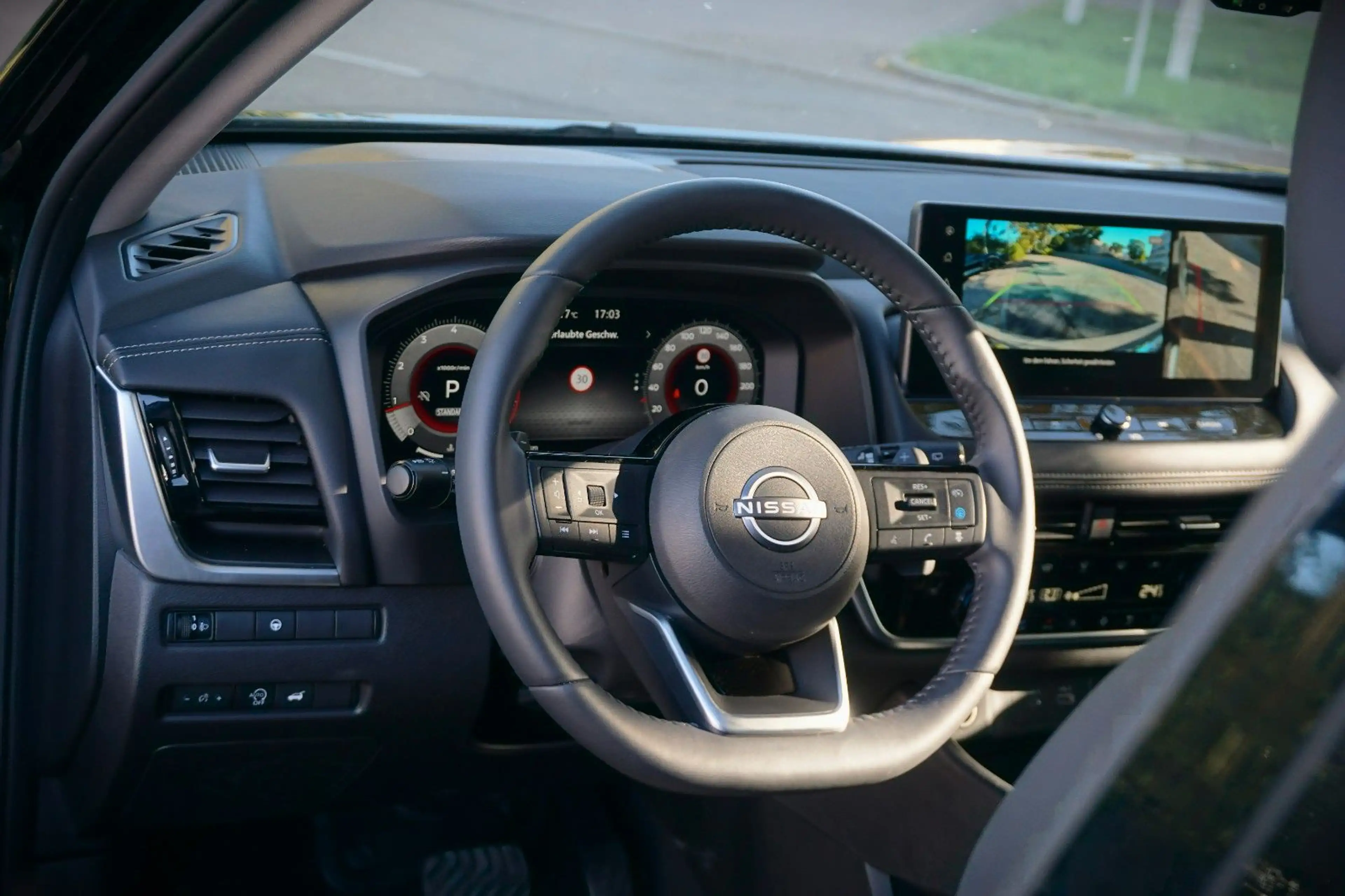 Nissan X-Trail N-Connecta / 1. Hand / 360° / Memory / — photo 8