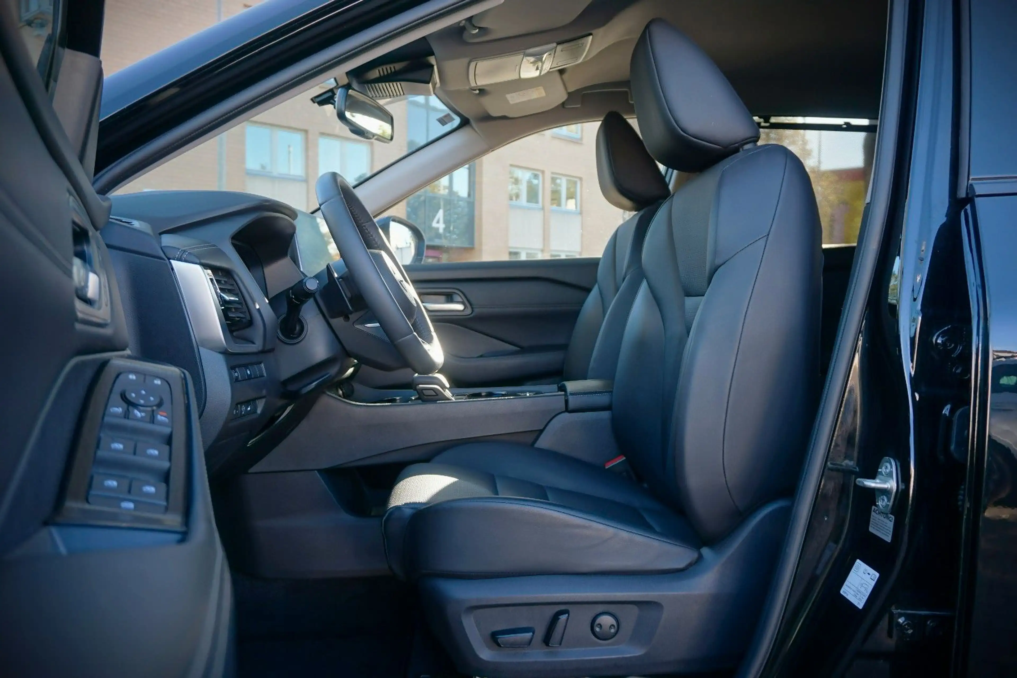 Nissan X-Trail N-Connecta / 1. Hand / 360° / Memory / — photo 9