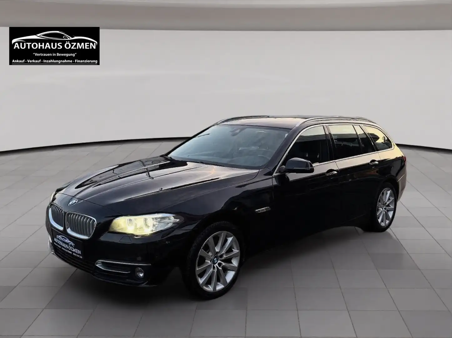 BMW 520 5er xDrive Schwarz - 1