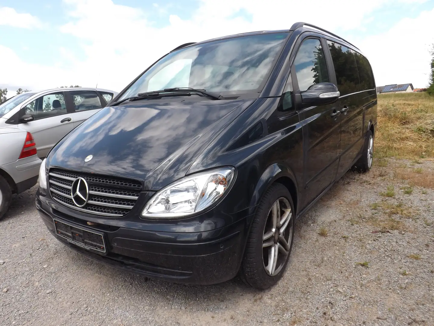 Mercedes-Benz Viano 3.2 Ext.Lang Autom. Ambiente 8-Si.VOLL kein TüV Noir - 1