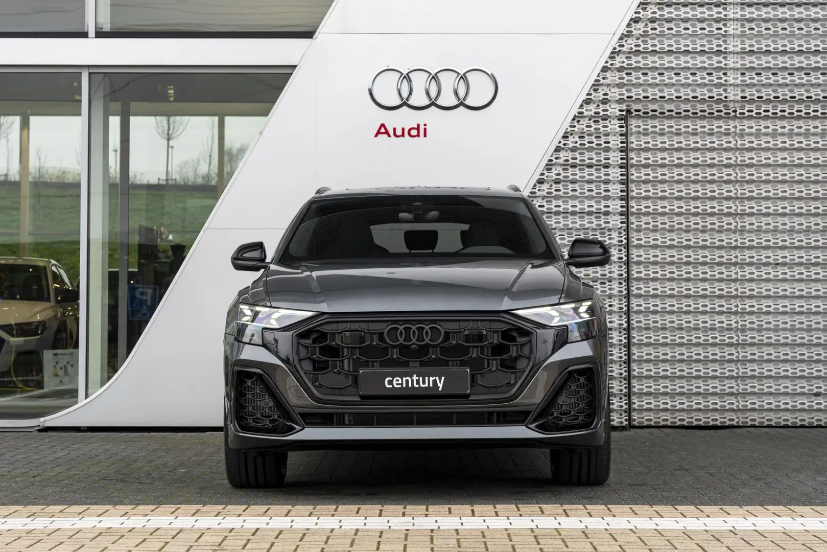 Audi Q8 Pro Line S 55 TFSI e 290 kW / 394 pk CUV 8 versn. Gris - 2