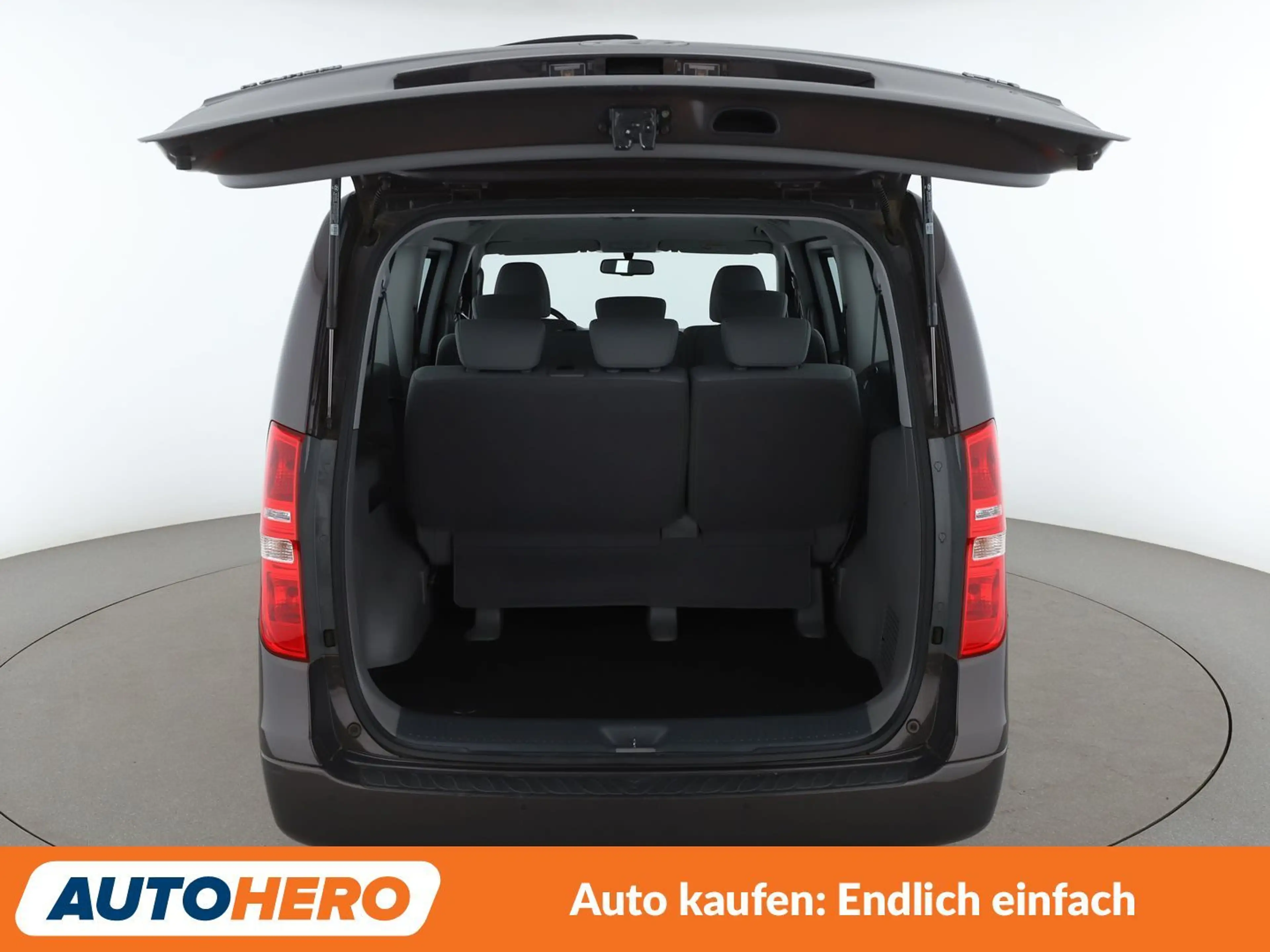 Hyundai H-1 2.5 CRDi Travel Trend *PDC*SHZ* — photo 14