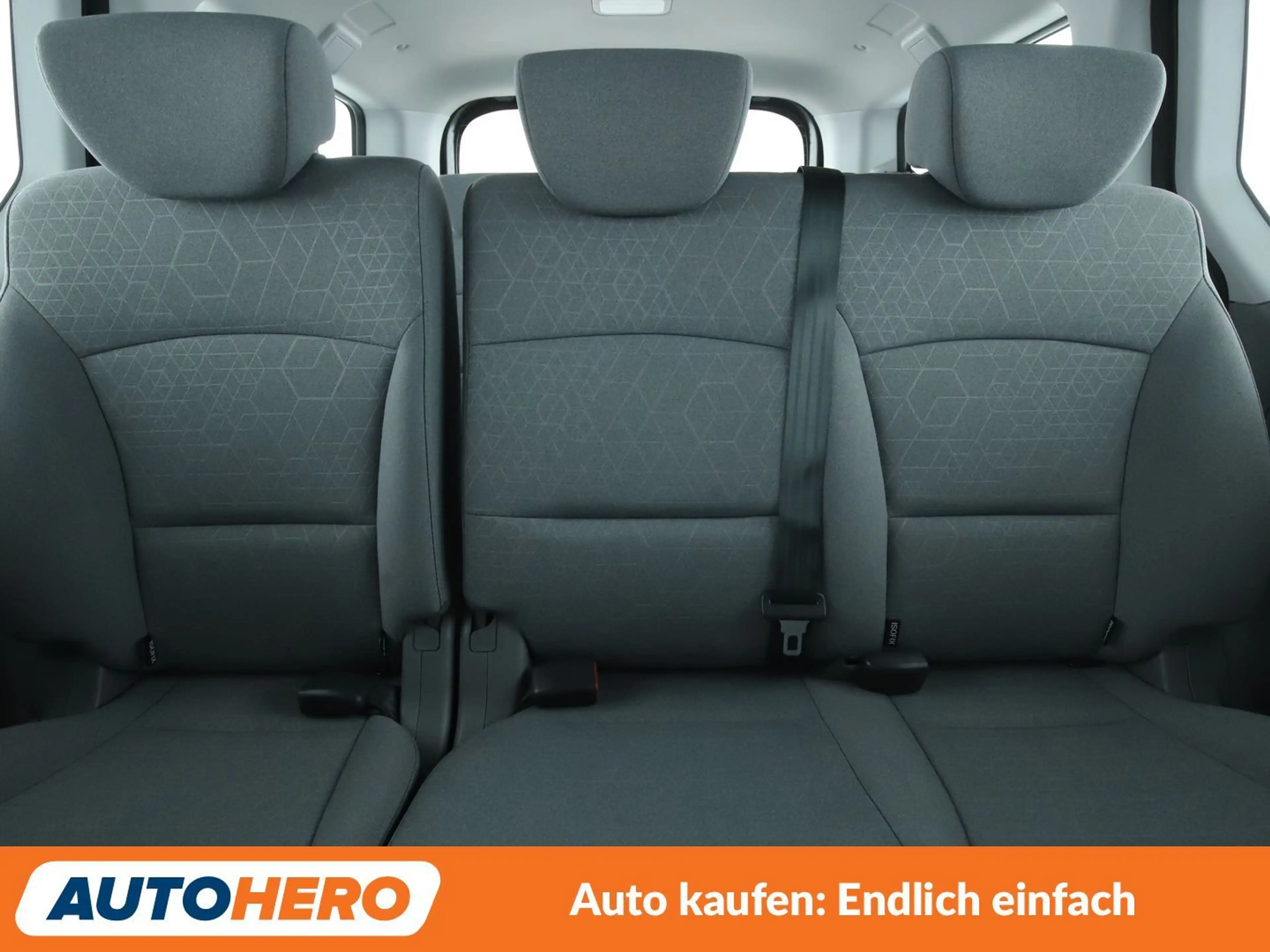 Hyundai H-1 2.5 CRDi Travel Trend *PDC*SHZ* — photo 13
