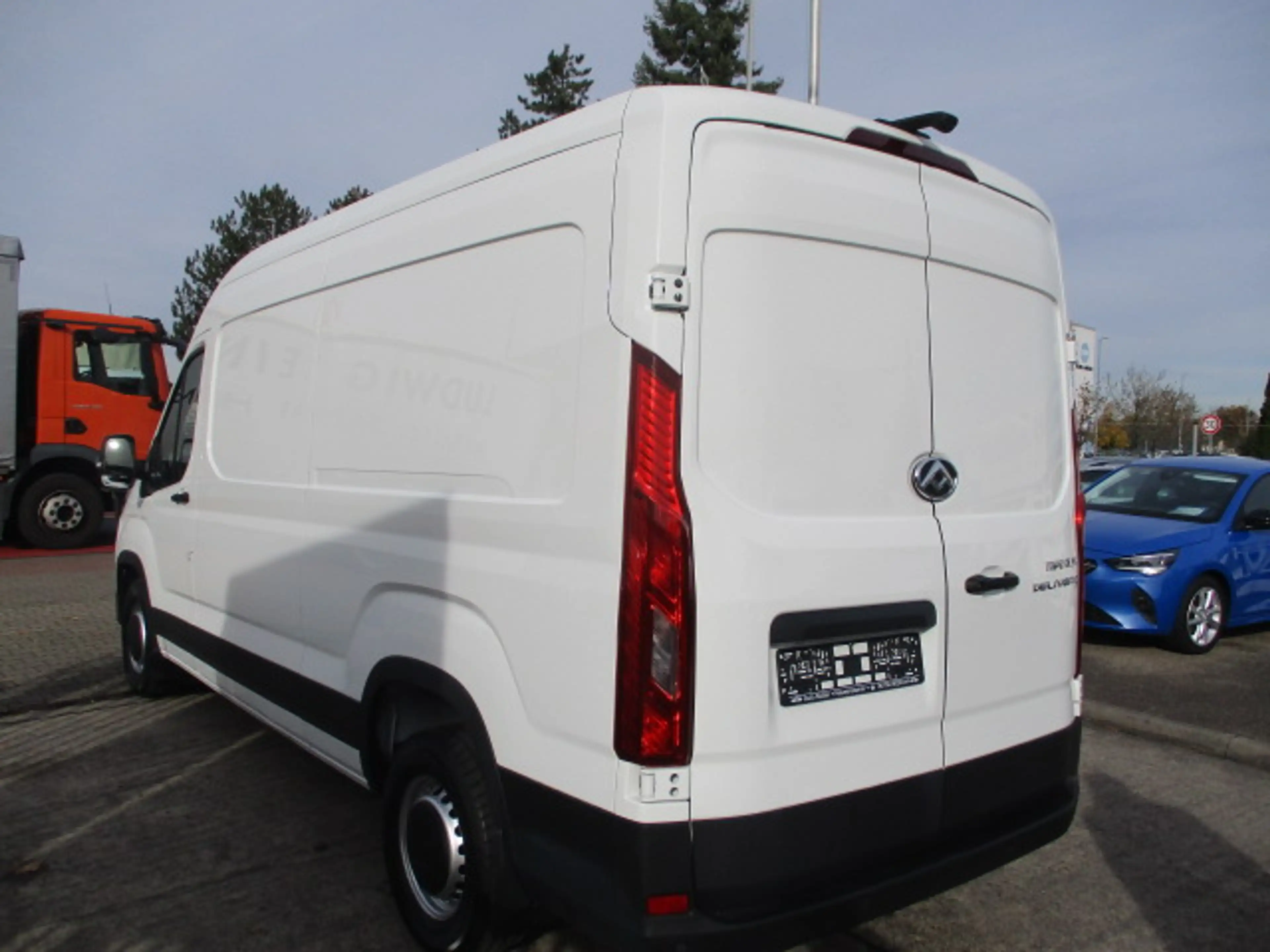 Maxus Deliver 9 2.0 Diesel. Euro 6. Kasten. Lang-Hoch. Mod. 24. Wenig KM. — photo 9