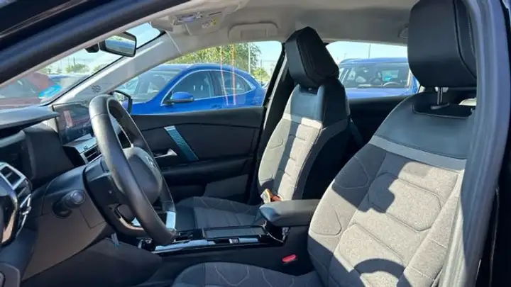 Citroën C4 2023, foto 10