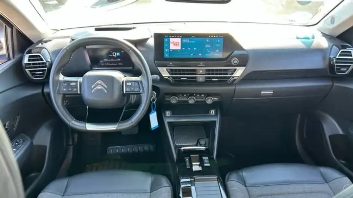 Citroën C4 2023, foto 9