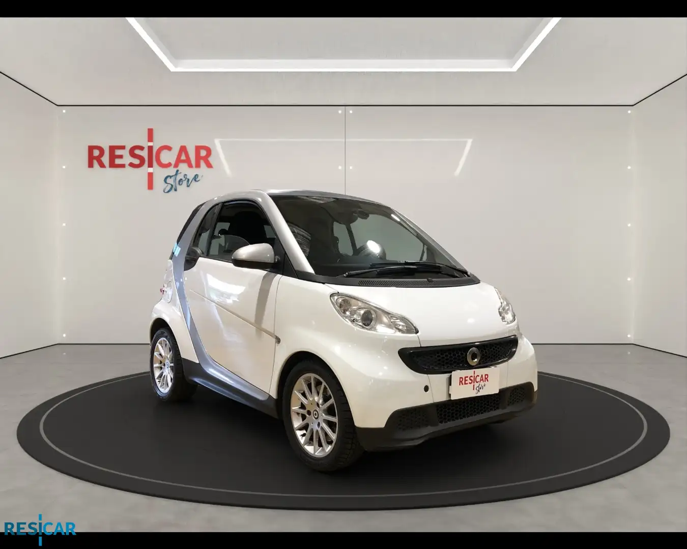 smart forTwo coupe 1.0 mhd Pure Bianco - 1