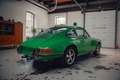 Porsche 911 2,2 S in Conda grün Зелений - thumbnail 4