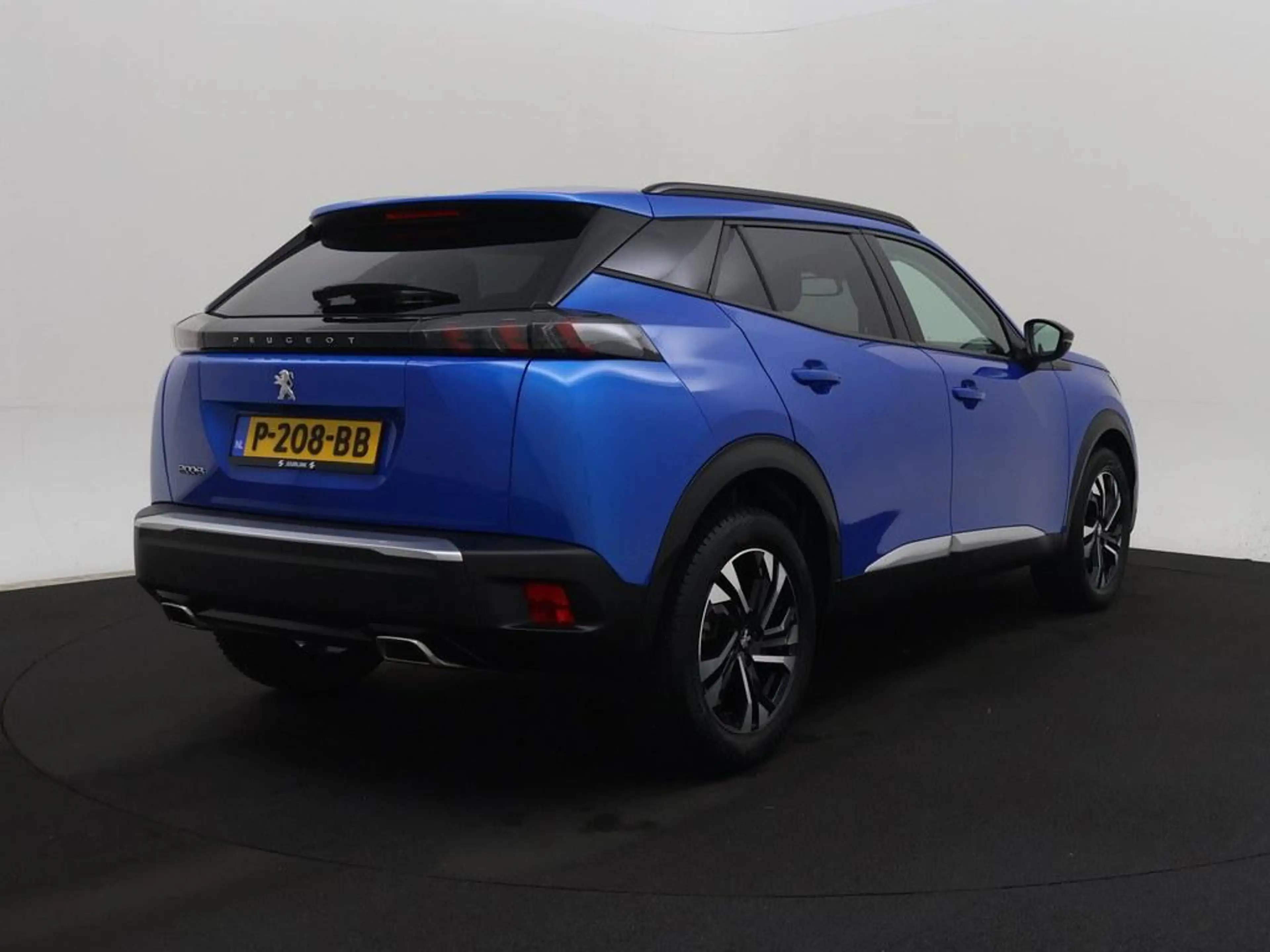 Peugeot 2008 1.2T 130pk Allure Pack Camera/Nav/Ecc/Led/Keyless — photo 2