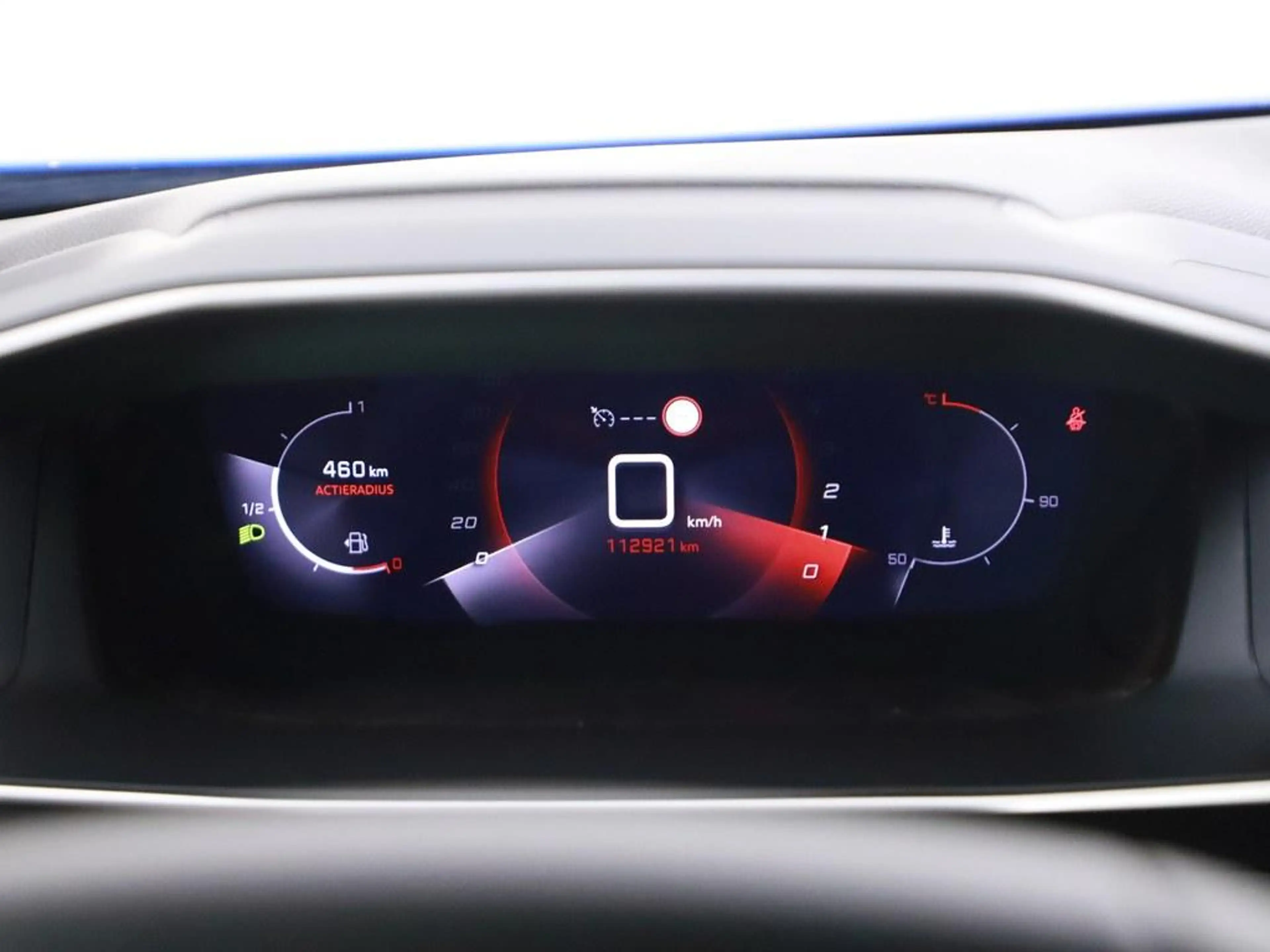 Peugeot 2008 1.2T 130pk Allure Pack Camera/Nav/Ecc/Led/Keyless — photo 11