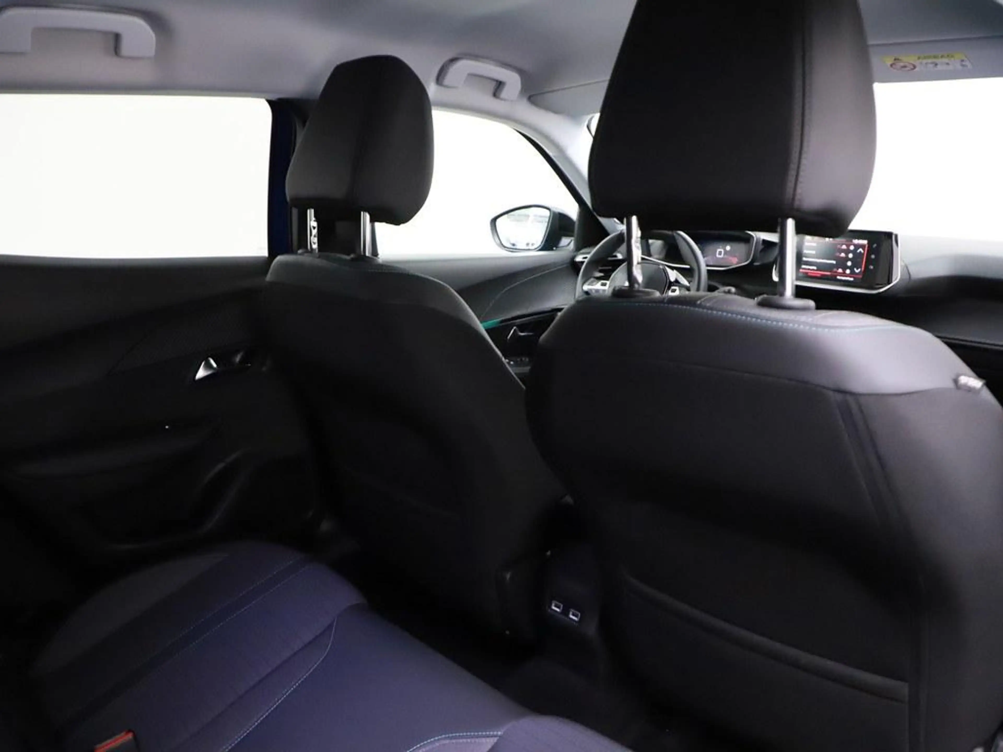 Peugeot 2008 1.2T 130pk Allure Pack Camera/Nav/Ecc/Led/Keyless — photo 21