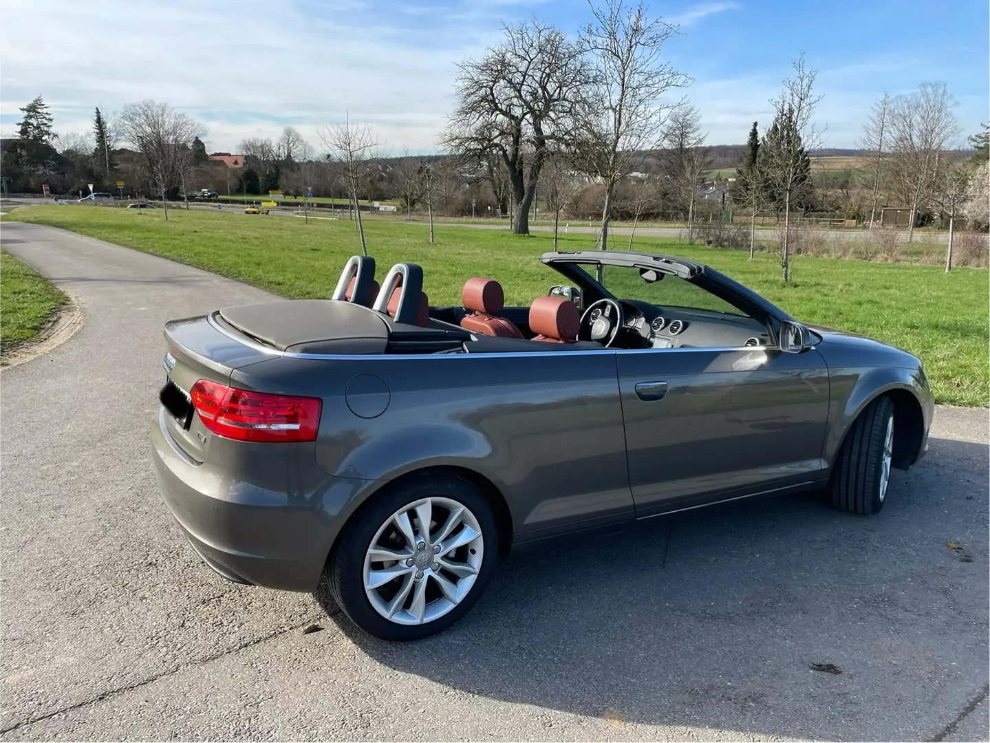 Audi A3 A3 Cabriolet 1.4 TFSI Attraction Beżowy - 2