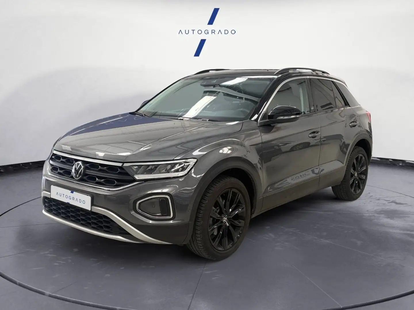 Volkswagen T-Roc 1.0 TSI Dark Line 85kW Gris - 1