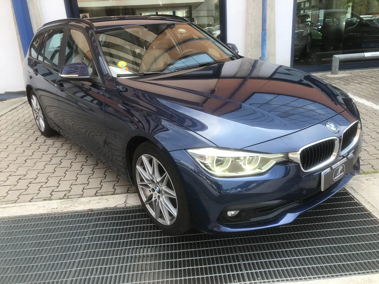 BMW 320 Serie 3 F31 Touring 320dTouring xdrive automatico Blauw - 2