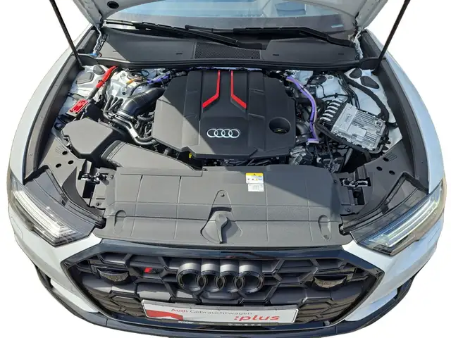 Audi S6 view 12