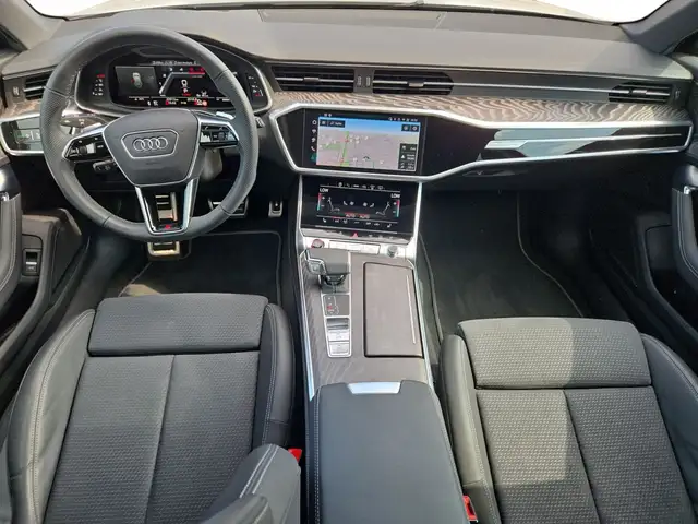 Audi S6 view 8