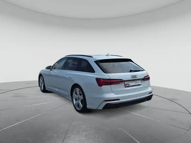 Audi S6 view 3