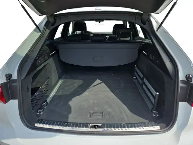 Audi S6 view 14