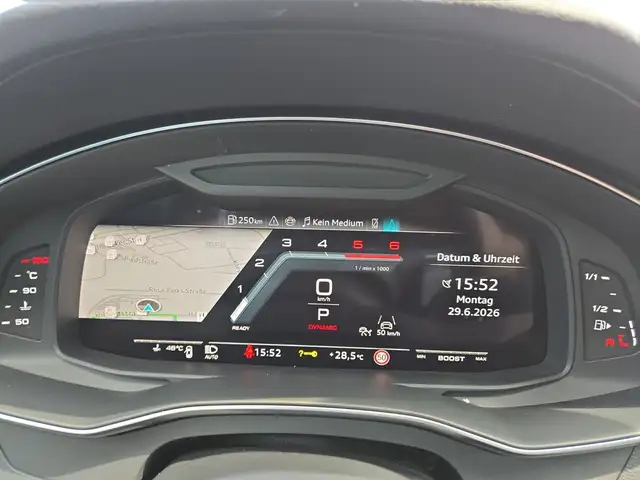 Audi S6 view 9