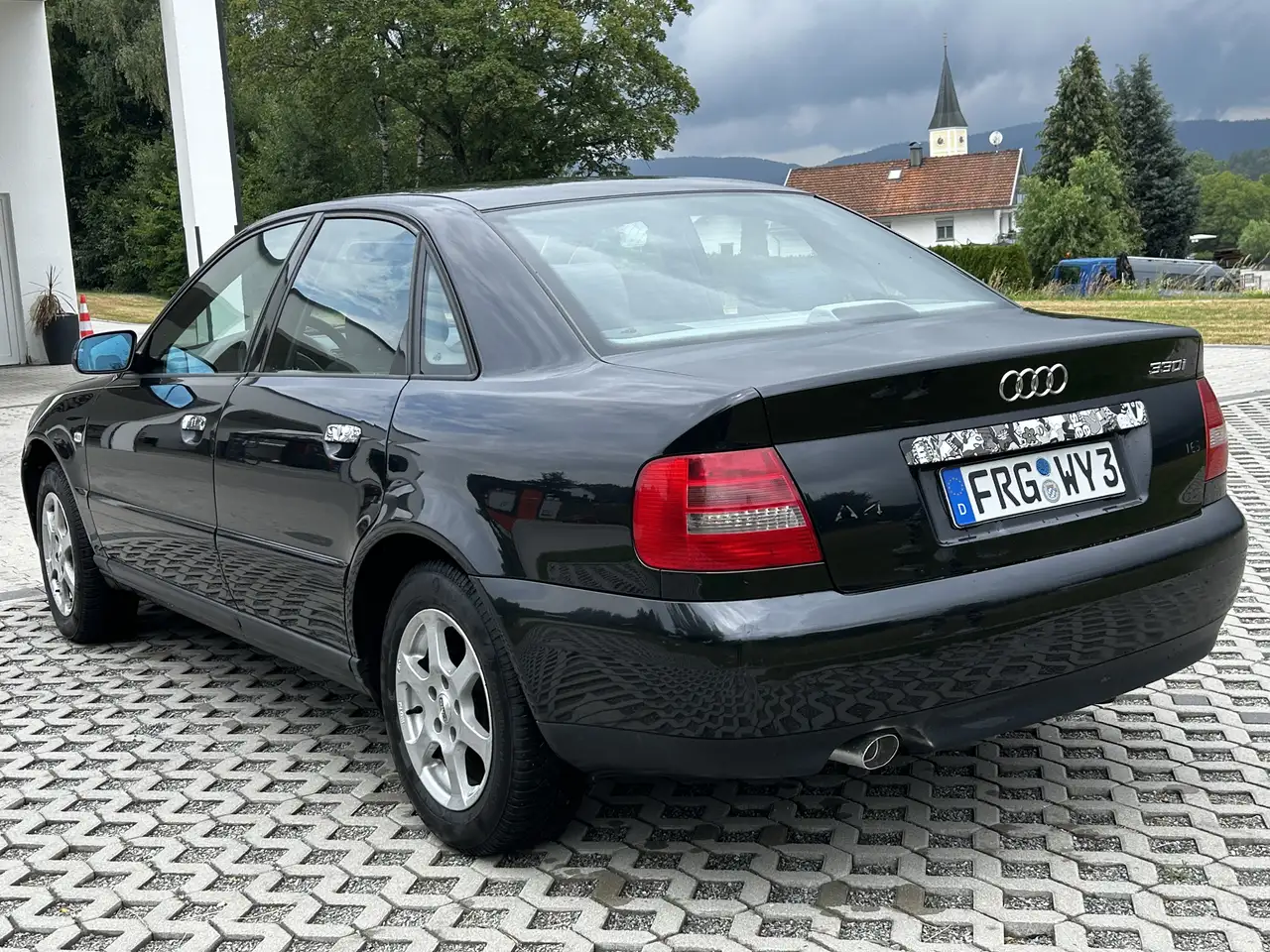 Audi A4 Facelift 1.6 Benziner *SHZ/BT/Klima*, foto 8