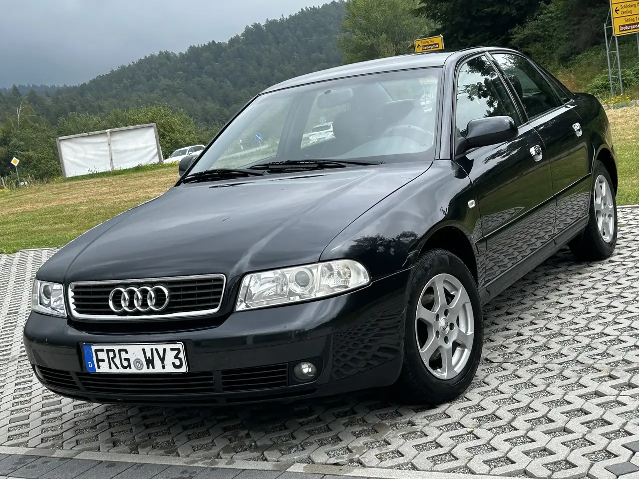 Audi A4 Facelift 1.6 Benziner *SHZ/BT/Klima*, foto 2