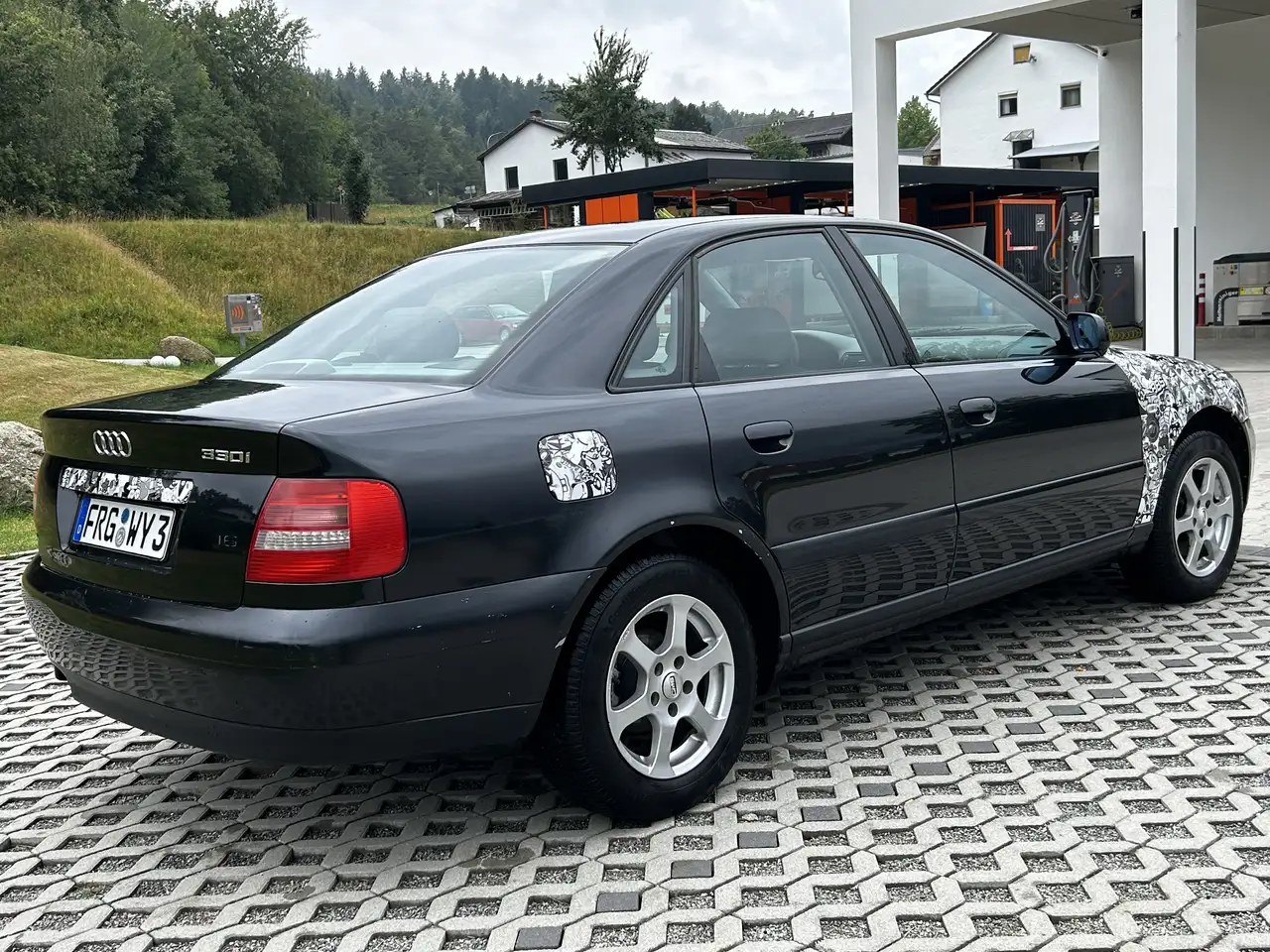 Audi A4 Facelift 1.6 Benziner *SHZ/BT/Klima*, foto 5
