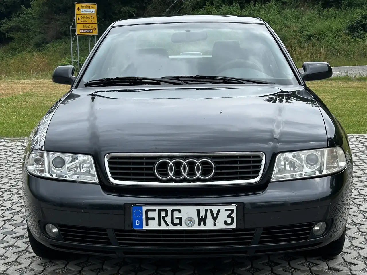 Audi A4 Facelift 1.6 Benziner *SHZ/BT/Klima*, foto 3