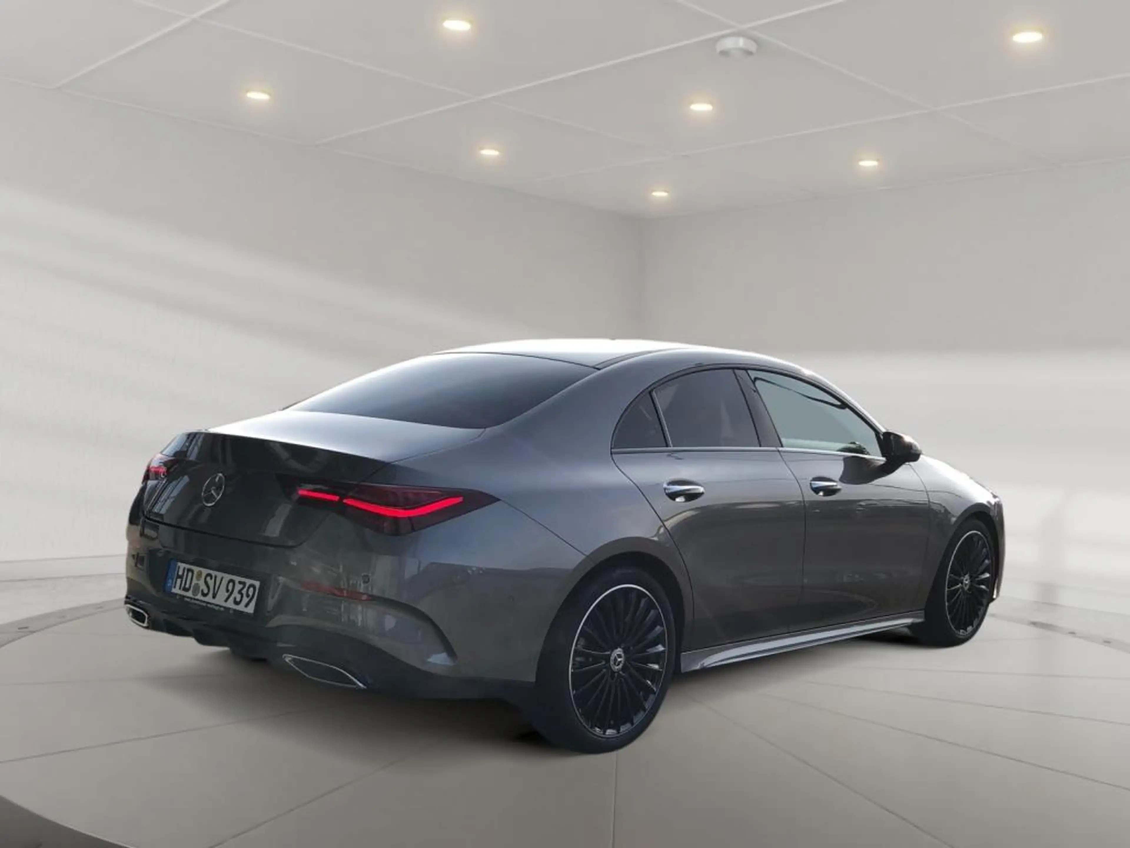 Mercedes-Benz CLA 200 Coupe AMG+ILS+MBUX+MBeam+Night+Wide+Cam — photo 3