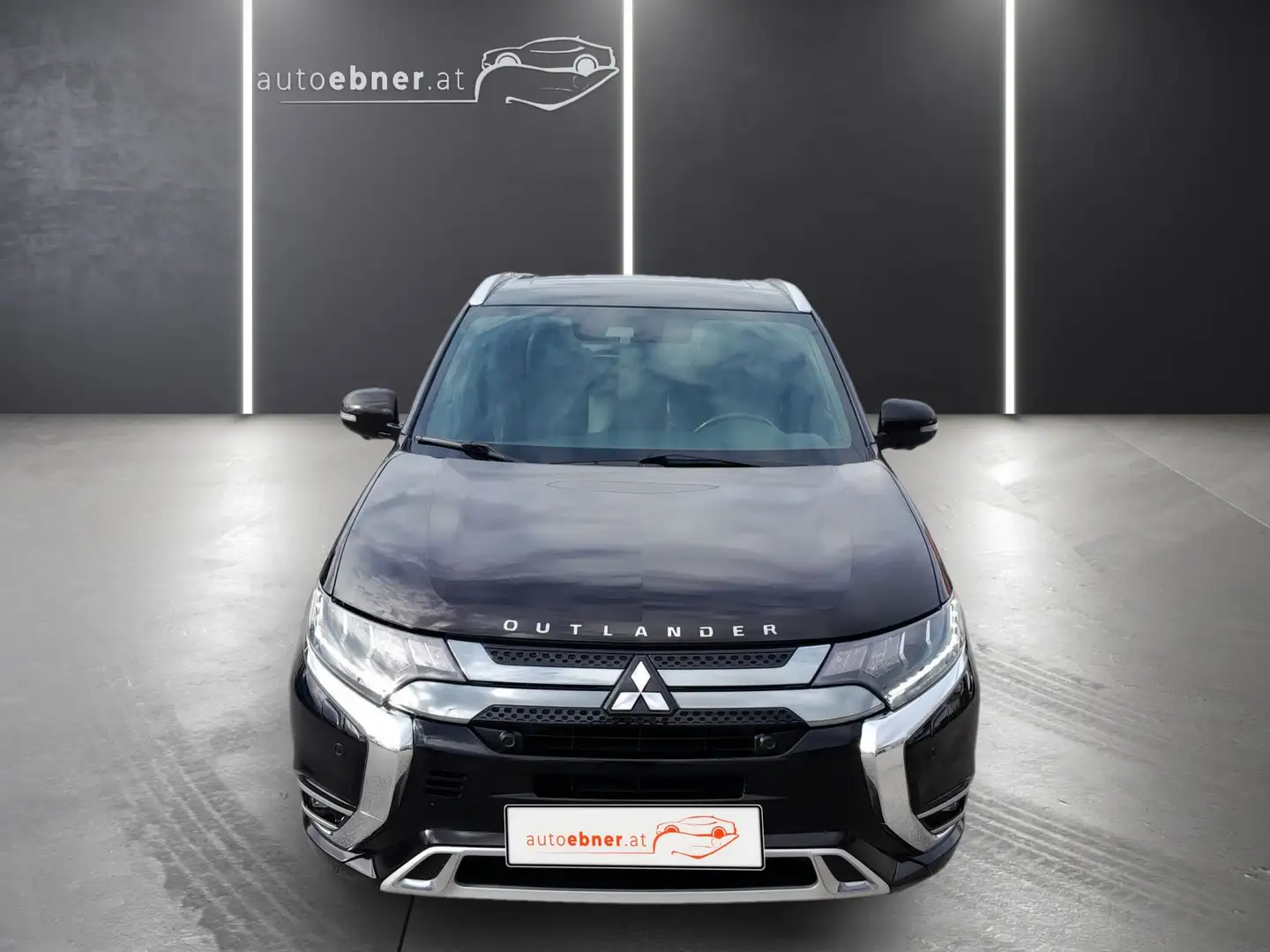 Mitsubishi Outlander Outlander 2,4 PHEV Diamond AWD Aut. Schwarz - 2