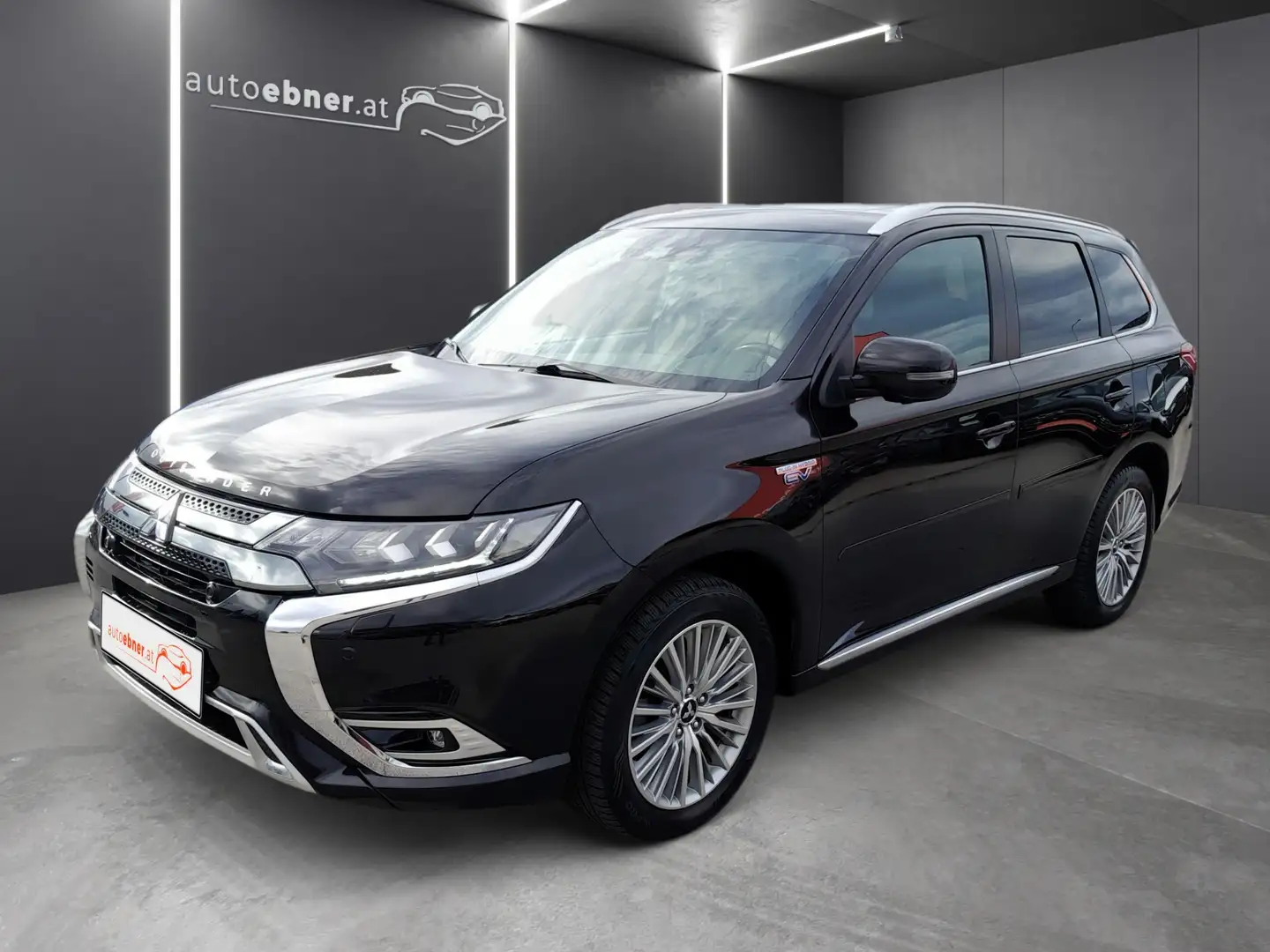 Mitsubishi Outlander Outlander 2,4 PHEV Diamond AWD Aut. Schwarz - 1