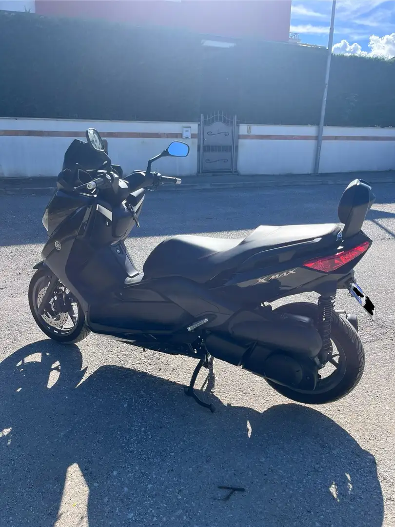 Yamaha X-Max 250 - 1