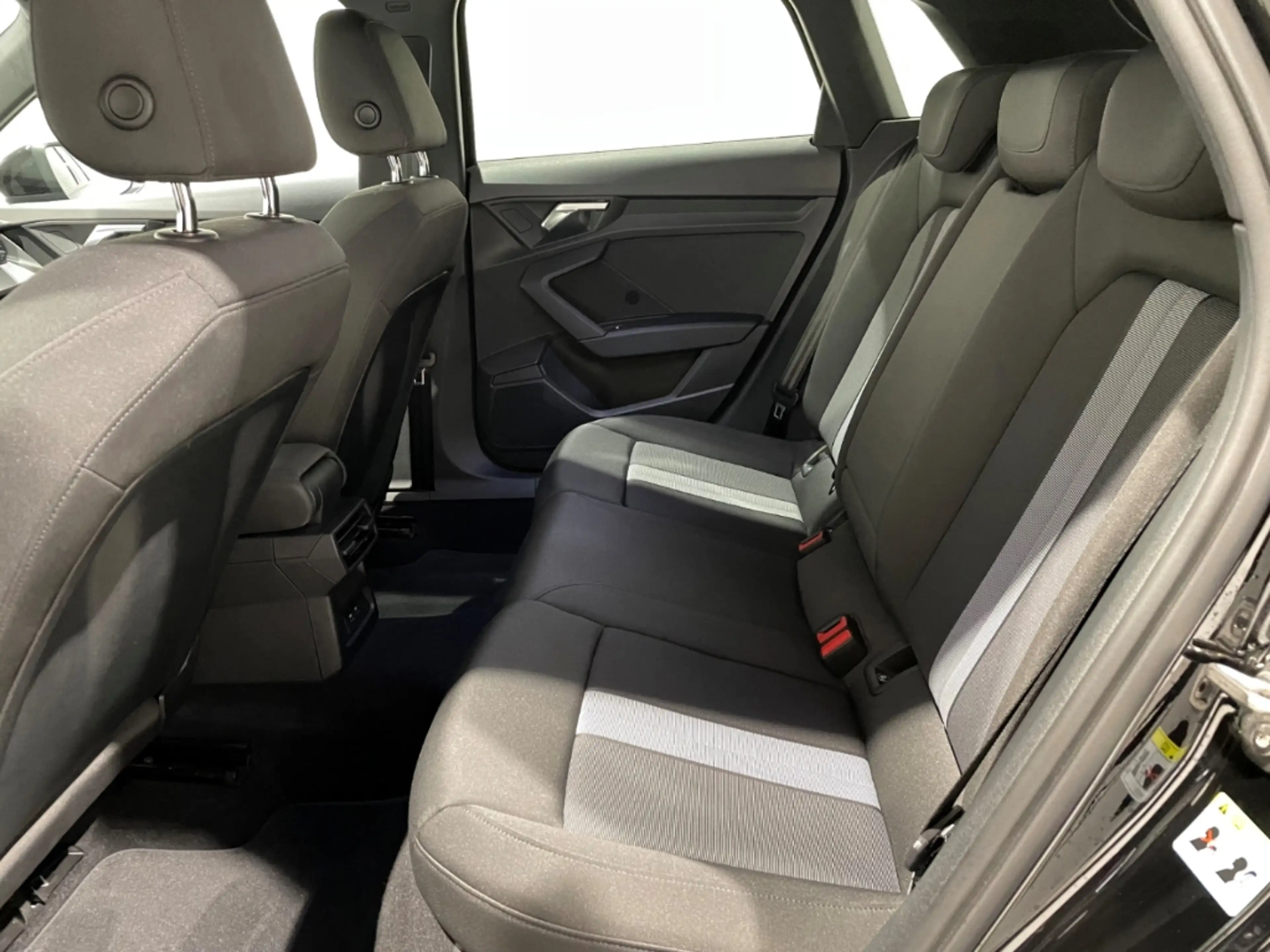 Audi A3 Sportback 35 TDI EU6d Klima Navi LED Virtual Cockp — photo 6