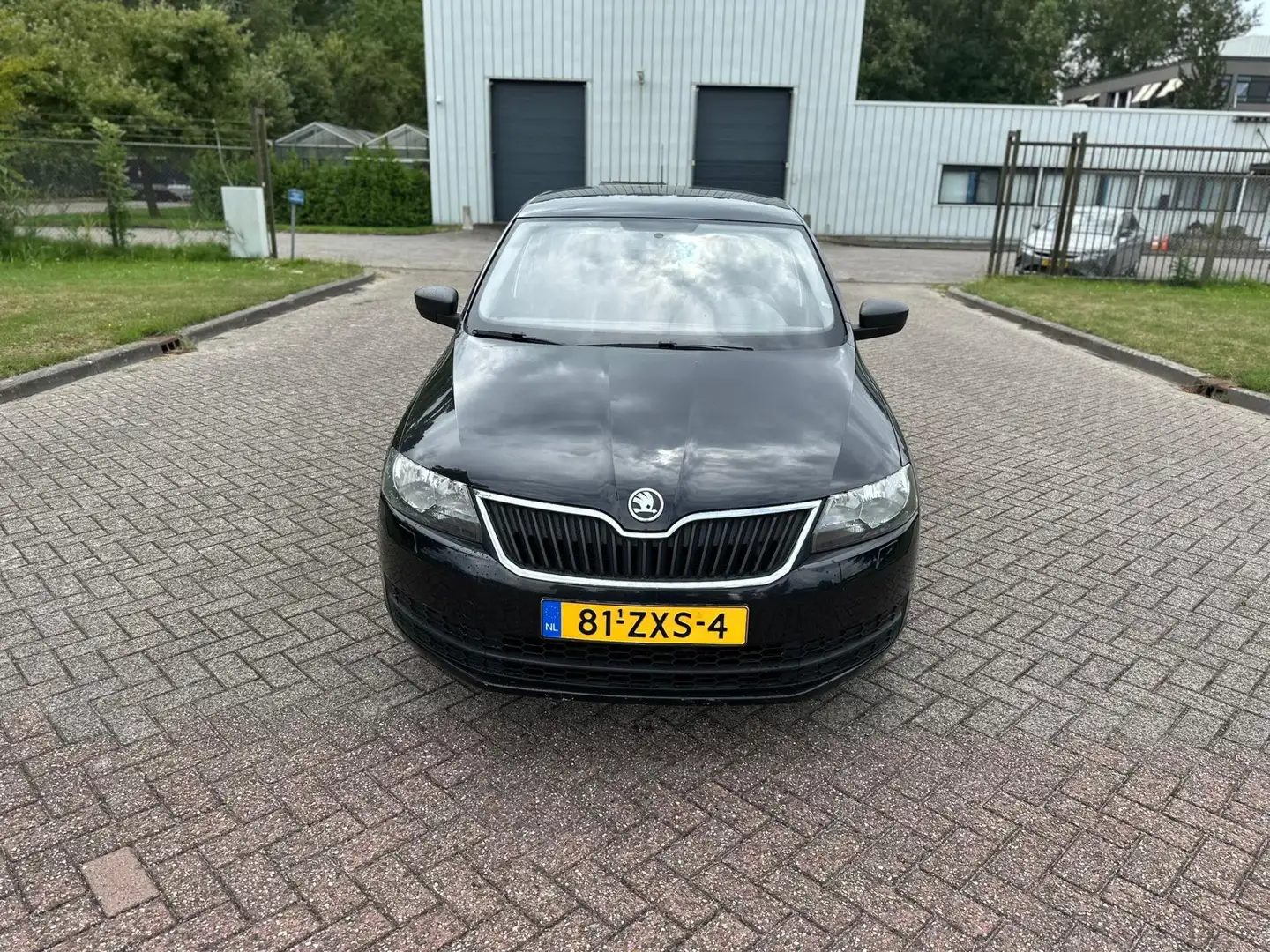 Skoda Rapid/Spaceback 1.2 TSI Greentech Comfort Go/AIRCO/ELECRAMEN VOOR Zwart - 2