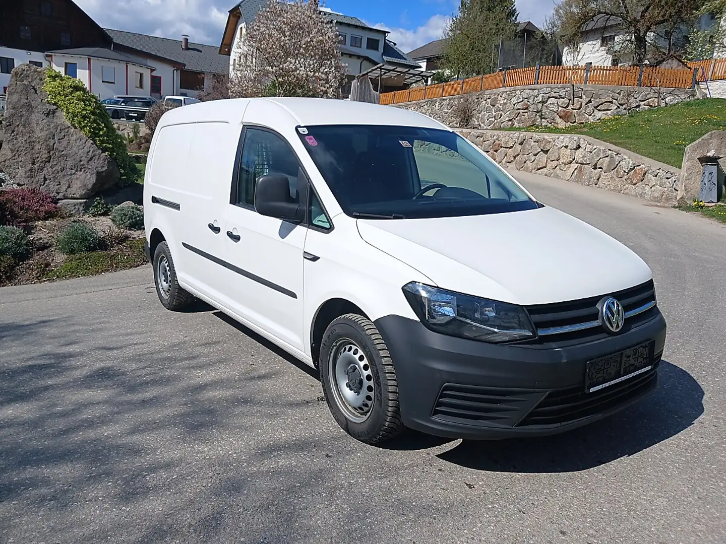 Volkswagen Caddy Maxi Kastenwagen Entry 2,0 TDI Weiß - 2