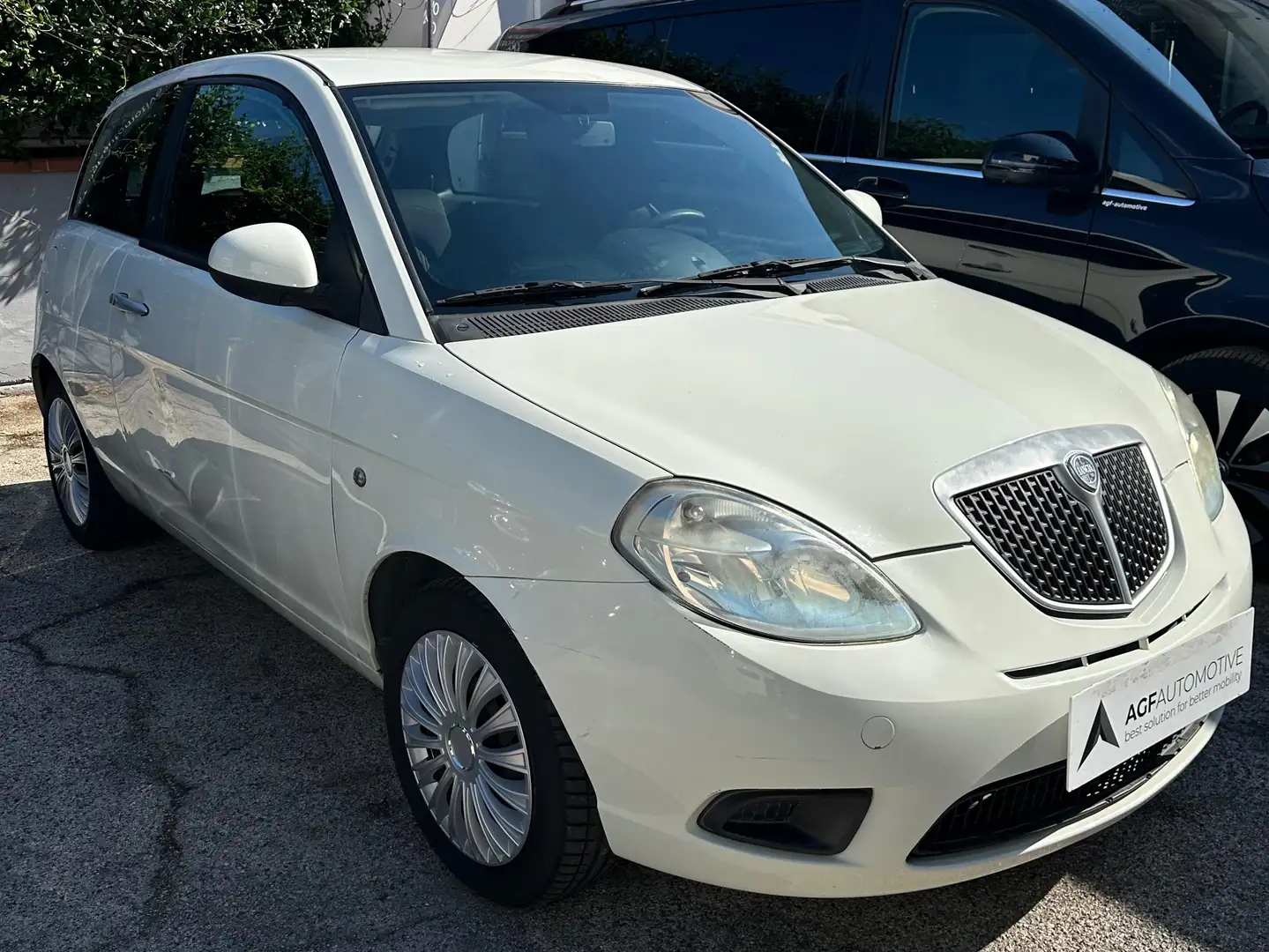 Lancia Ypsilon Ypsilon II 2007 1.4 8v E-Collection ecochic Gpl Blanc - 2