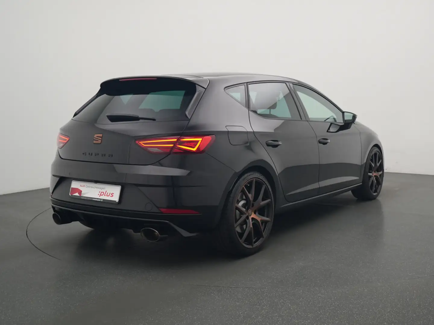 CUPRA Leon BEATS DSG ACC SHZ LEDER PDC KAM Noir - 2