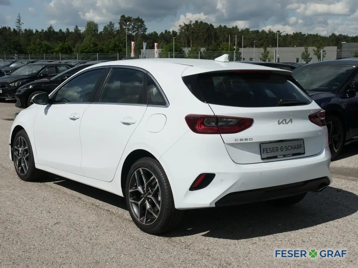 Kia Ceed / cee'd 1.5T DCT7 SPIRIT TECHNIK NAVI KAMERA UVM. Weiß - 2