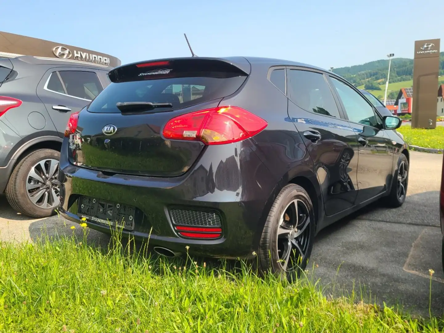 Kia Ceed / cee'd Ceed Titan 1,4 Zwart - 2